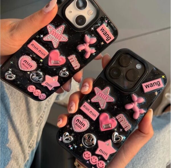 2 - Coque En Noir Avec Des Motifs Uniques Et Tendance