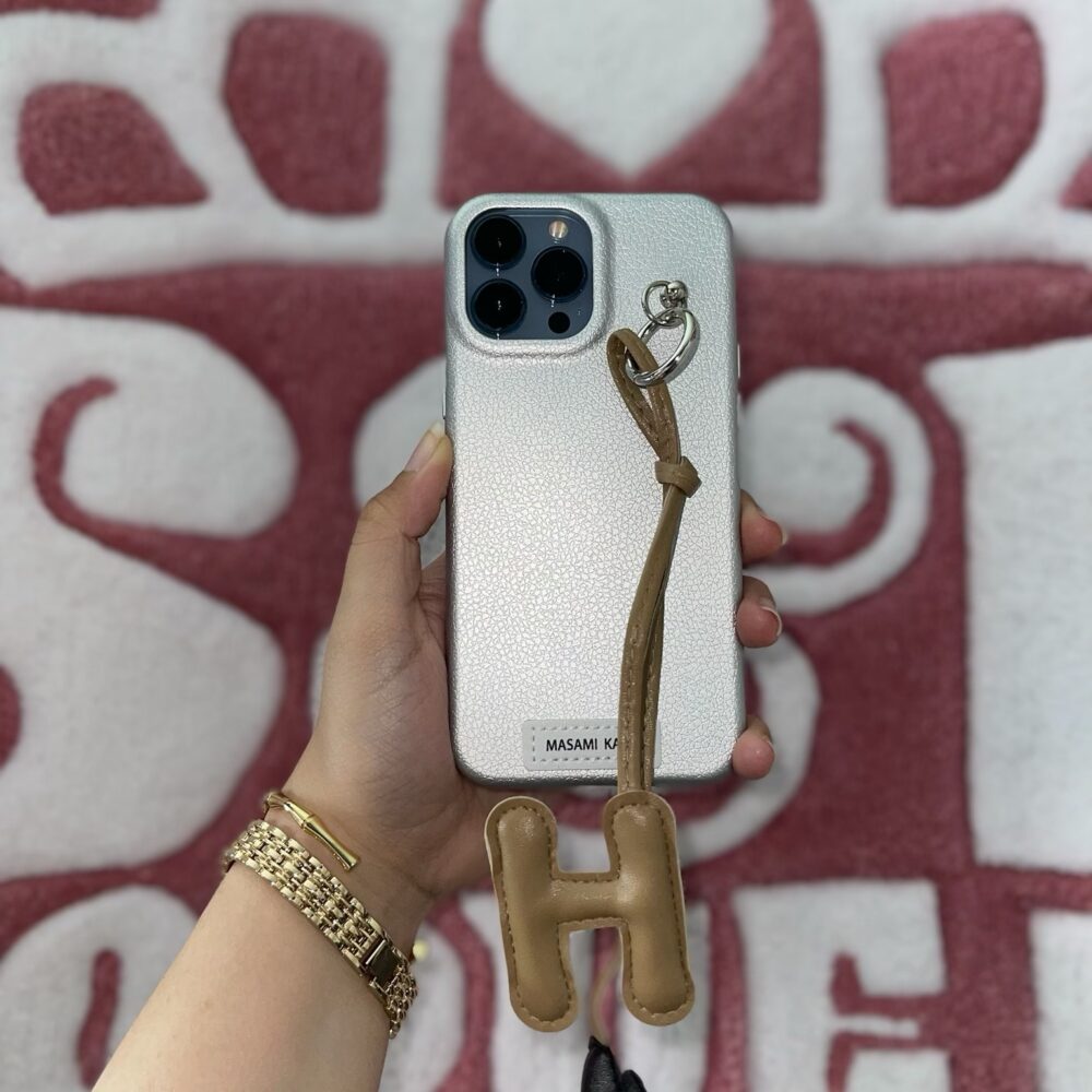 1- Coque H Tendance
