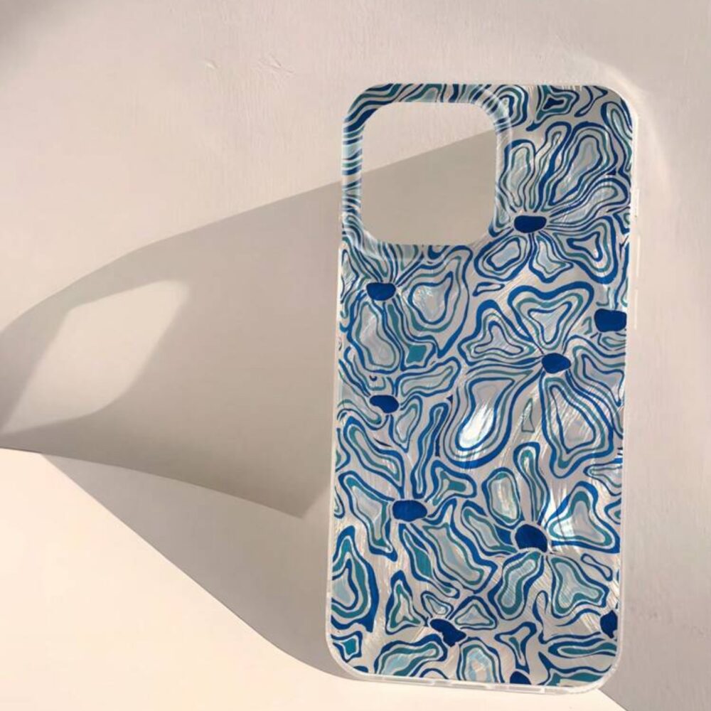 1 Coque inspirée des vagues et des courants marins