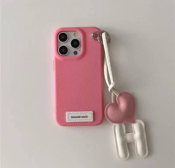 1- Coque H Tendance