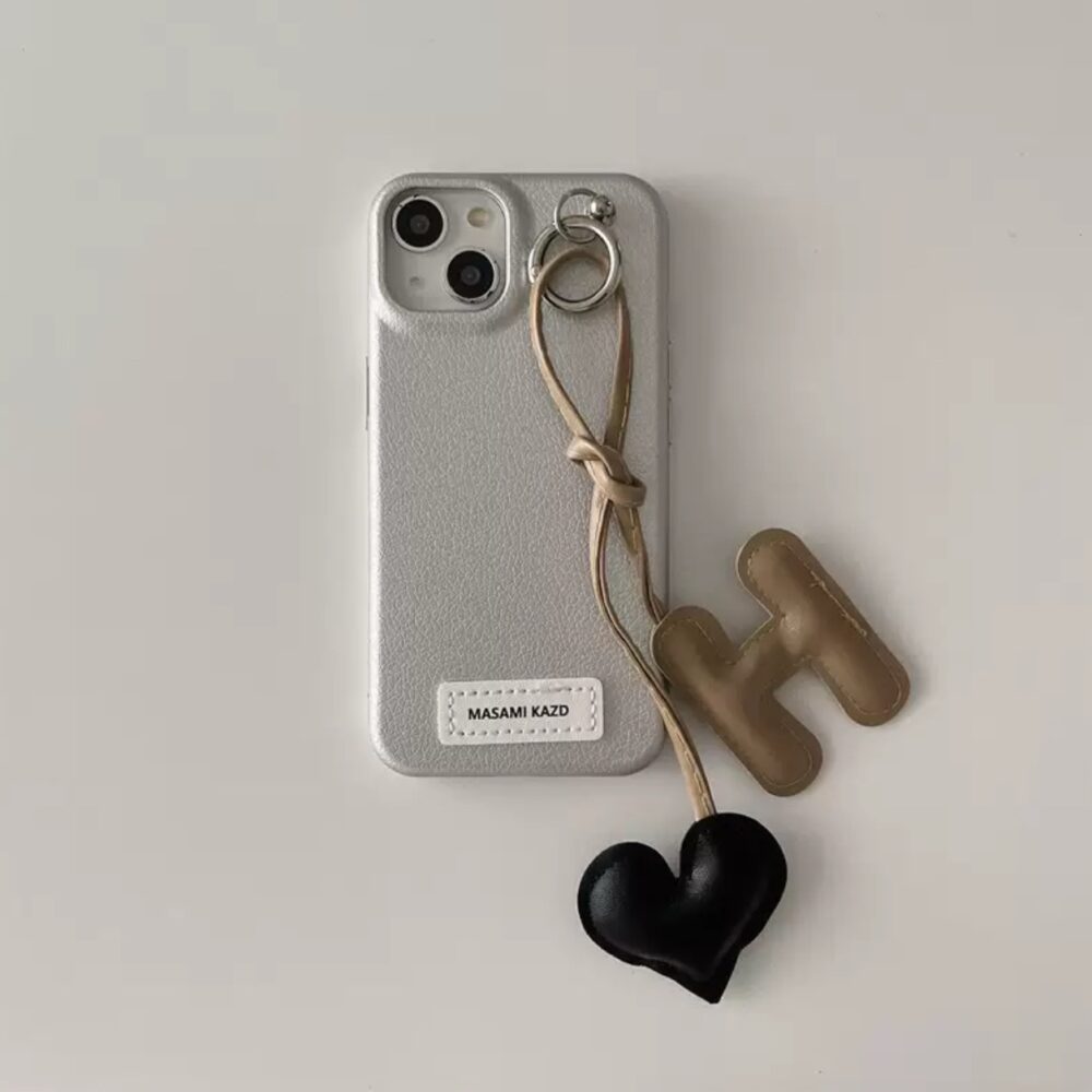 1- Coque H Tendance