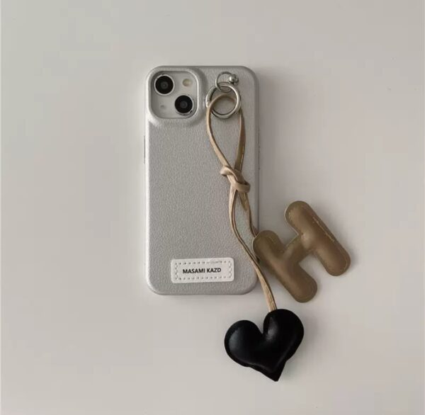 1- Coque H Tendance